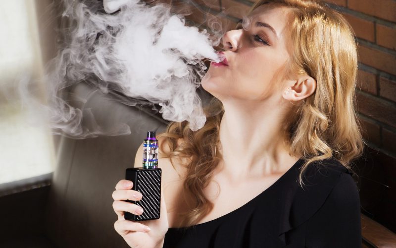 Jak kouřit méně škodlivě? Zapomeňte na klasické cigarety