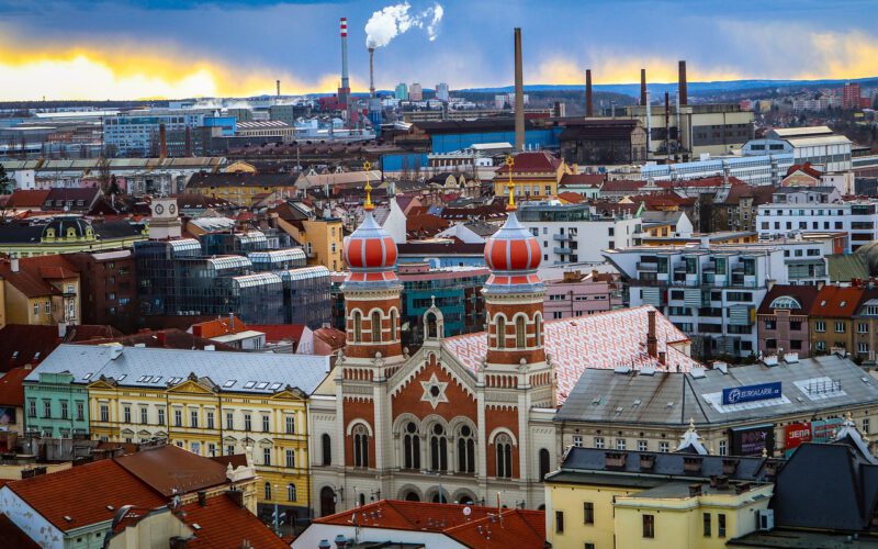 Pronájem bytu Plzeň – Je opravdu výhodnější, než podnájem?